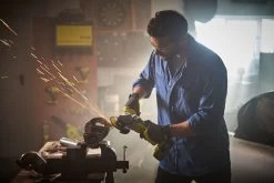 Ryobi R18AG7-0 ONE+ 18V Li-Ion Accu Haakse Slijper Body - 125mm - Koolborstelloos - 5133002852 11 Ryobi R18AG7-0 ONE+ 18V Li-Ion Accu Haakse Slijper Body - 125mm - Koolborstelloos - 5133002852 -Tool Verkoop 27529fb6346eeb6fa11bc46282b420ca