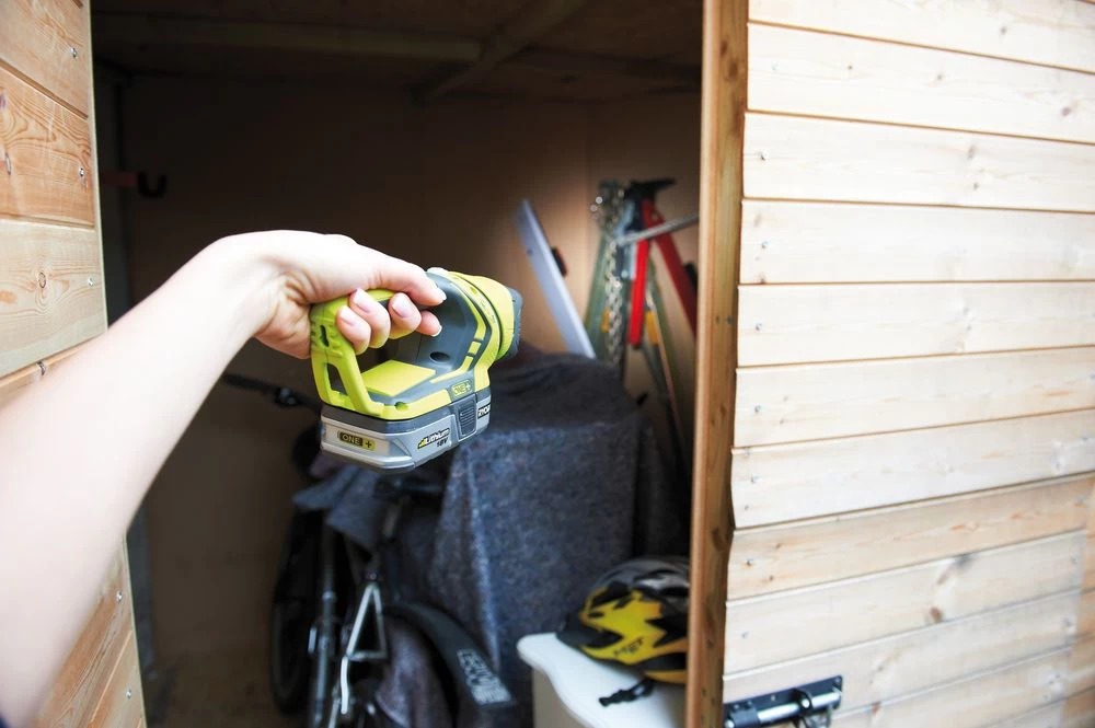 Ryobi RFL180M 18V ONE+ Li-Ion Accu Lamp Body - 150 Lumen - 5133001636 5 Ryobi RFL180M 18V ONE+ Li-Ion Accu Lamp Body - 150 Lumen - 5133001636 - Afbeelding 3