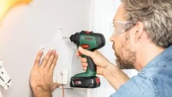 Bosch AdvancedDrill 18 18V Li-Ion Accu Schroefboormachine Set (1x 2,5Ah) In Koffer - 32Nm - Koolborstelloos -Tool Verkoop a5a99882aa58e157181a46e6de329647