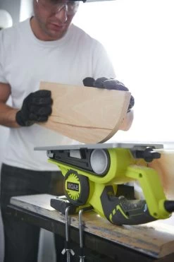 Ryobi EBS800 Bandschuurmachine - 800W - 76mm -Tool Verkoop bbf713a42cc74fe9056a6cc821bc0b56