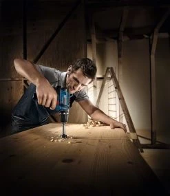 Bosch GSR 12V-15 12V Li-Ion Accu Boor-/schroefmachine Set (2x 2.0Ah Accu) In Toolbag - 060186810F 9 Bosch GSR 12V-15 12V Li-Ion Accu Boor-/schroefmachine Set (2x 2.0Ah Accu) In Toolbag - 060186810F -Tool Verkoop f1e69486ab1a855bf872f7bf990c8f0d